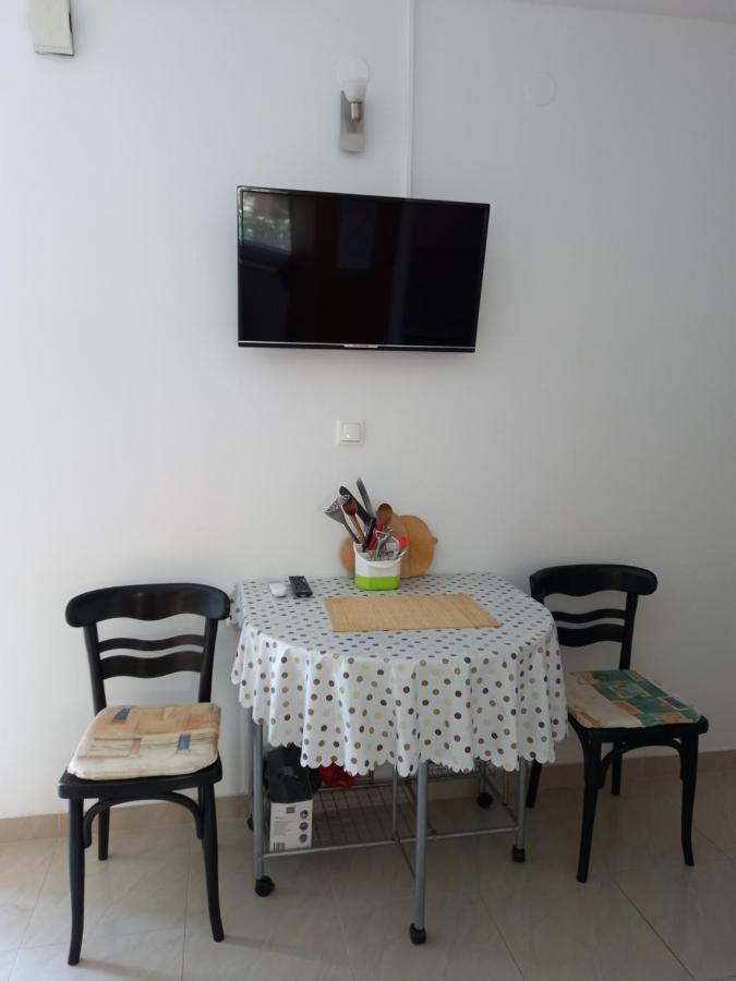 Apartments President Novalja Habitación foto