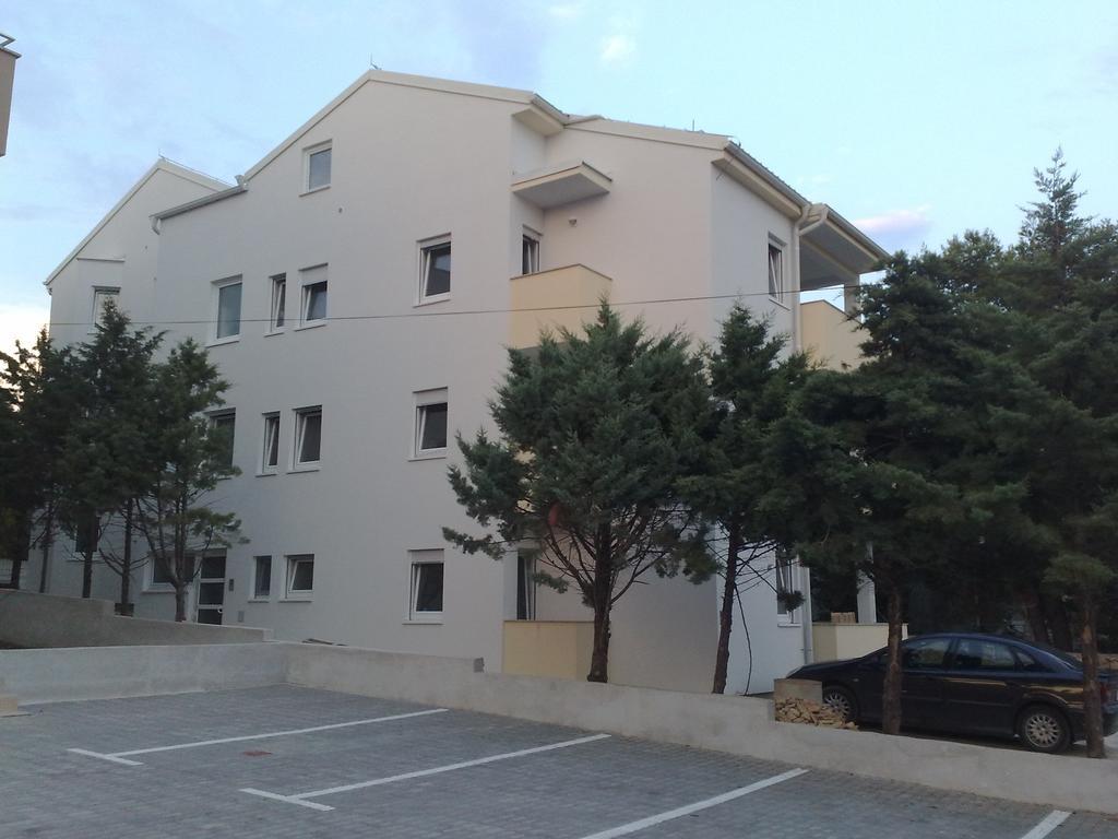 Apartments President Novalja Exterior foto